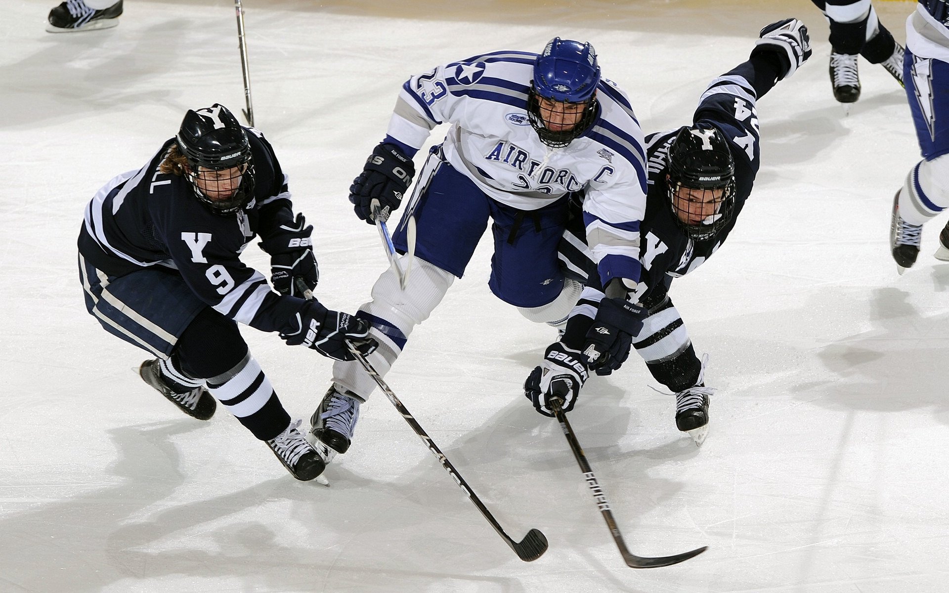 库里远投手感爆棚勇士反超关键时刻，库里35分勇士惜败开拓